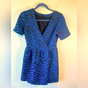 Thomas Sires blue and black zebra print wool blend dress size 4